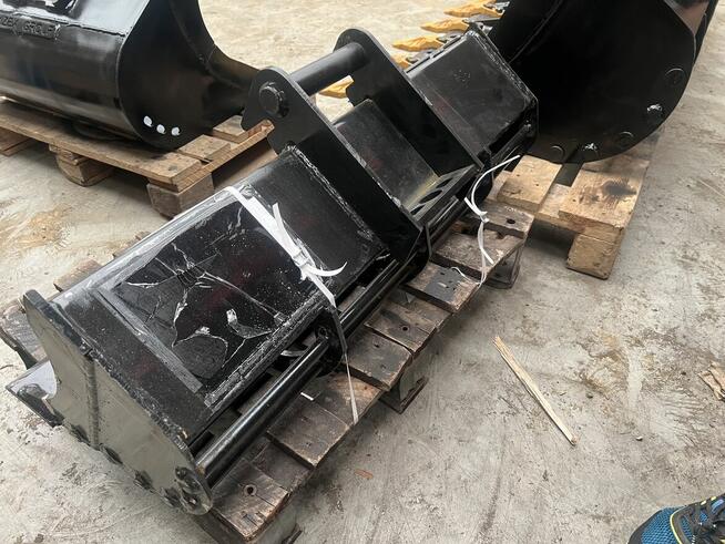 Łyżka skarpowa ażurowa 100cm 1,6-2,5t