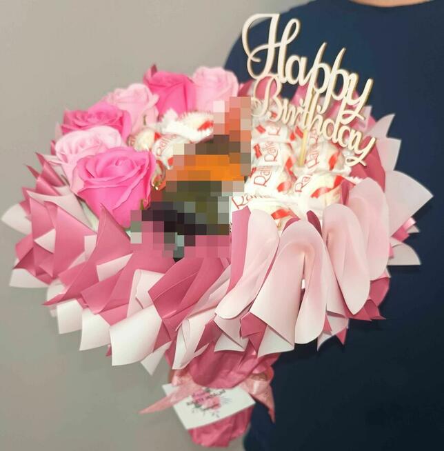 Bukiet urodzinowy z napojem! Idealny na Dzień Mamy!