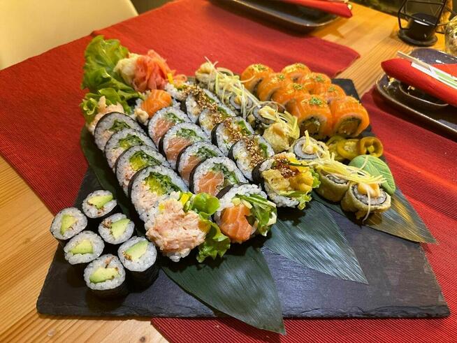 Sushi master/// szkolenia wesela ewenty + kelner