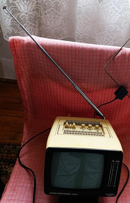 WYPRZEDAMY Elektroniczne sprzęty i różne inne niedrogo...