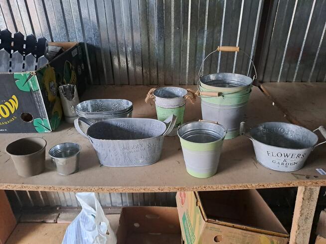 Podkłady sztuczne wiązanki ,wieńce ,misy cemenciaki ,stroiki