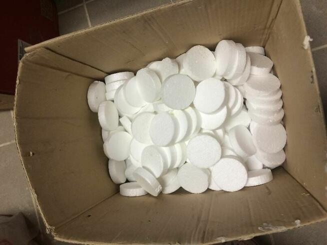 Zaślepki styropianowe i z wełny + Gratis 2 frezy