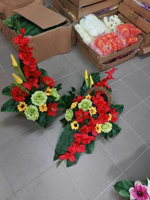 Podkłady sztuczne wiązanki ,wieńce ,misy cemenciaki ,stroiki