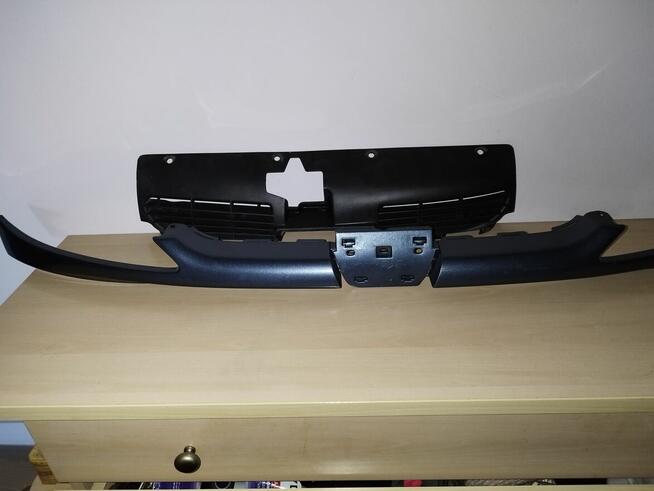 Atrapa, grill Peuegot 206