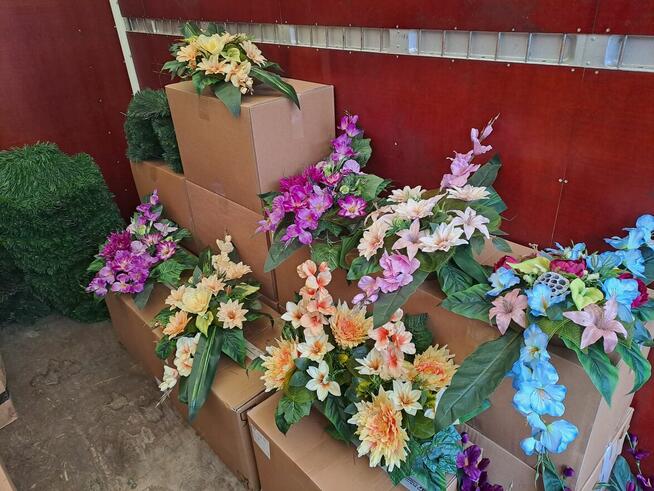 kompozycje świąteczne stelaże misy cemenciaki wiązanki