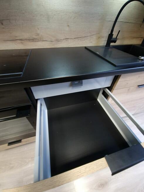 Zestaw mebli kuchennych