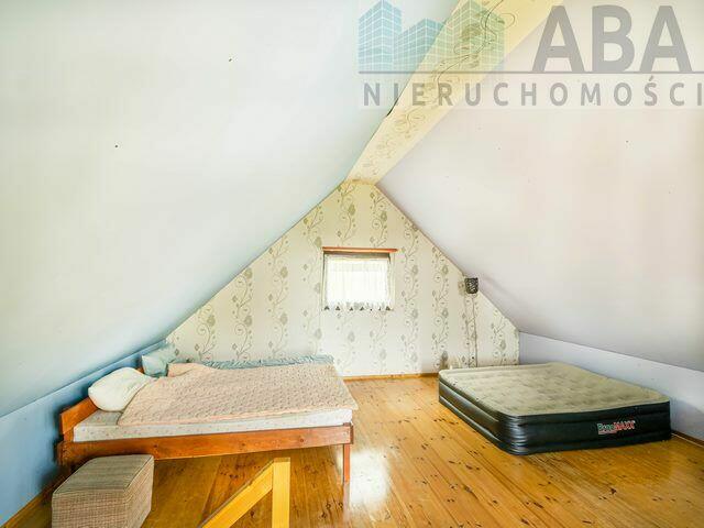 Domek letniskowy przy linii brzegowej jeziora Popielewskiego