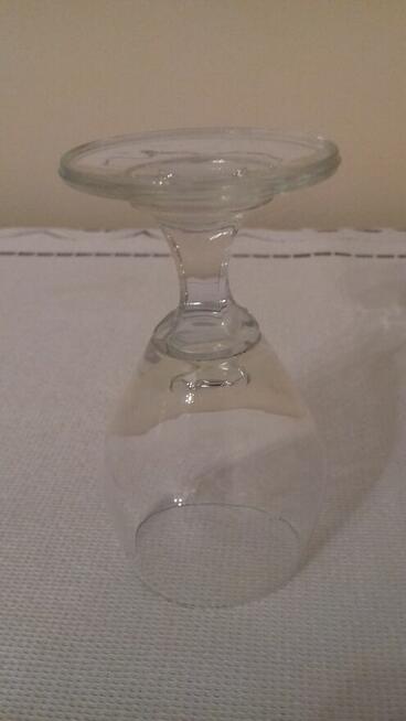 Kieliszki na nóżkach – zestaw 5 szt., do sprzedania