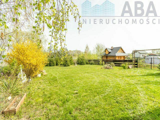 Domek letniskowy przy linii brzegowej jeziora Popielewskiego