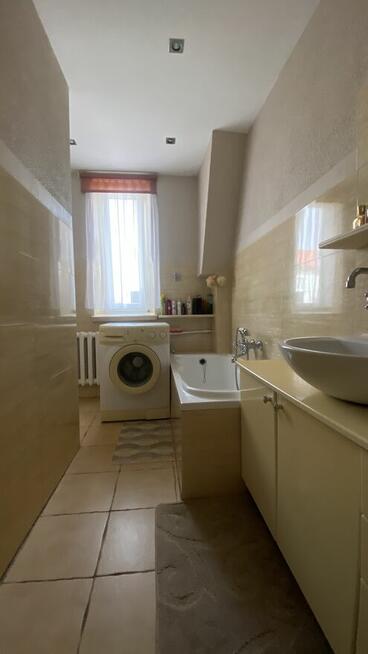 Atrakcyjny dom w centrum miasta !!!