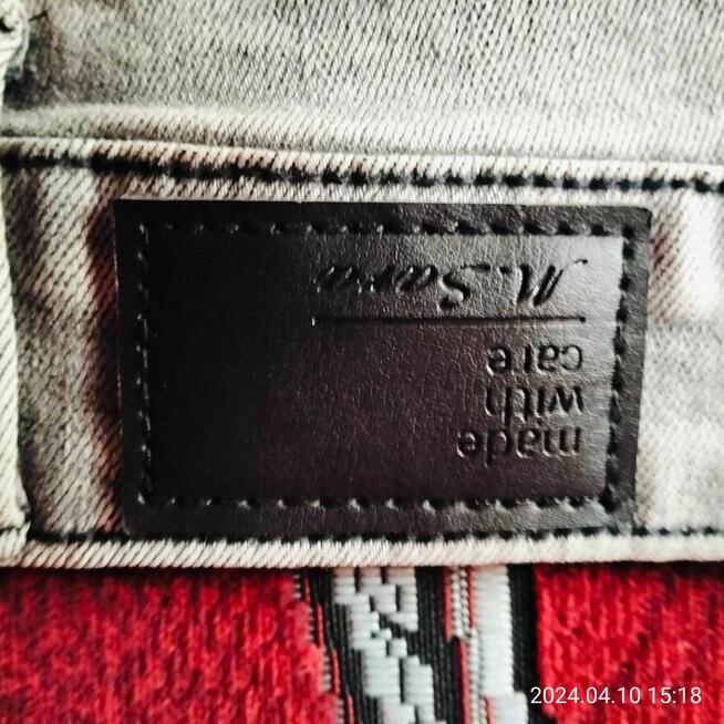 Sprzedam nowe krótkie spodenki jeans