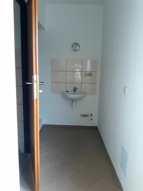 Trzebiatów hala 303m2 +teren 3811m2 możliwość zabud. do 70%