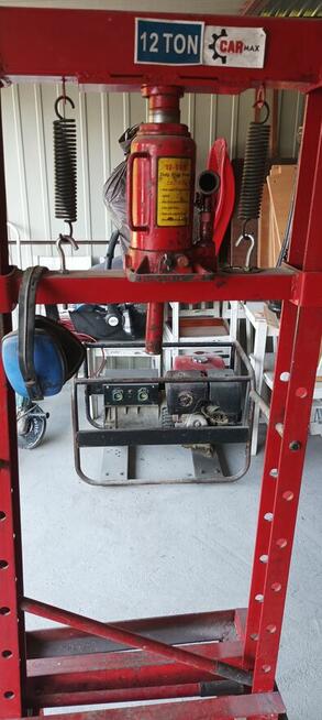 Sprzęt budowlany i instalacyjny sprzedam