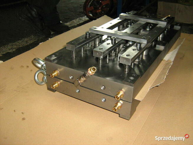 L210H21, Staliwo Narzędziowe, Chromowe, Stale węglowe Odlewy