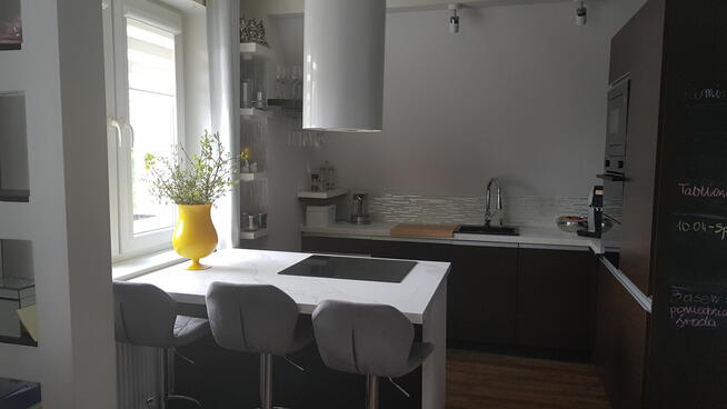 Sprzedam Mieszkanie135 m2 z ogrodem BEZCZYNSZOWE