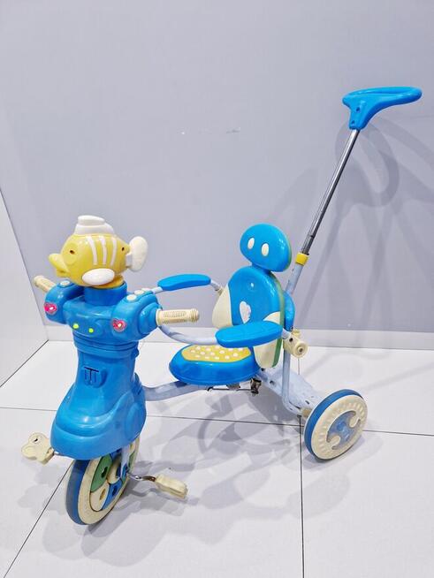 Dziecięcy trójkołowy rowerek