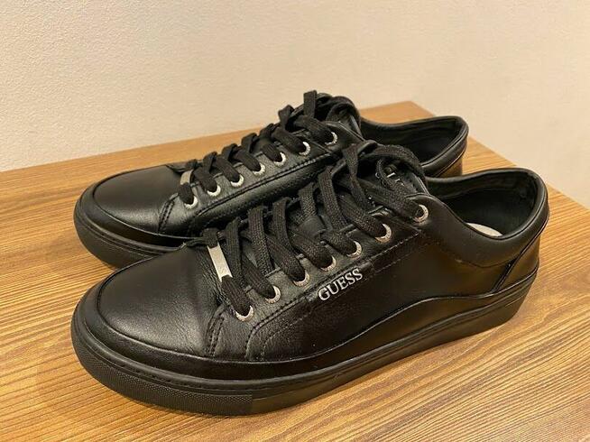 Buty męskie GUESS 42