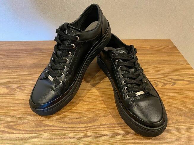 Buty męskie GUESS 42