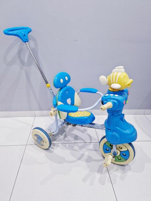 Dziecięcy trójkołowy rowerek