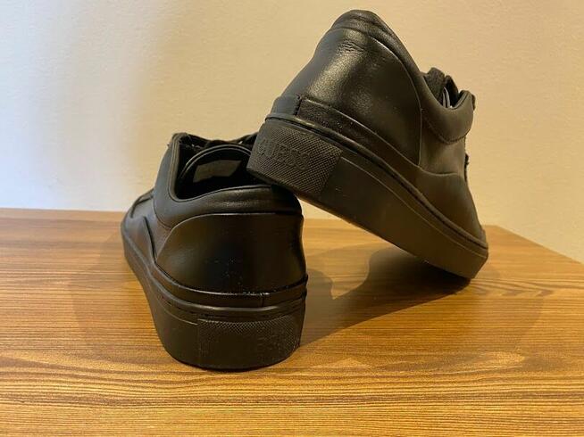 Buty męskie GUESS 42