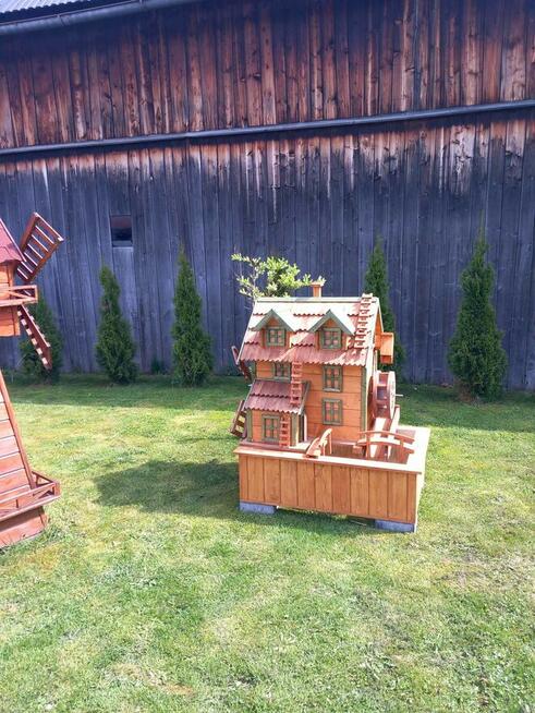 piękny młyn wodny z wiatrakiem.1600 zł