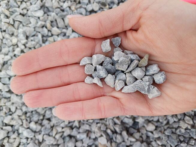 Grys Occhialino 4-8mm , kamień naturalny