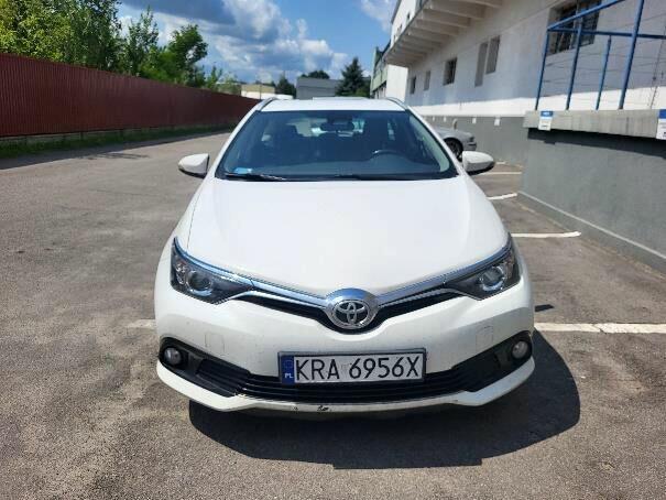 Syndyk sprzeda Toyotę Auris