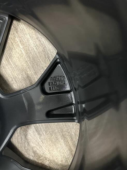 4xNowa oryginalna felga Audi A4, 18 5x112, 8W0601025BC