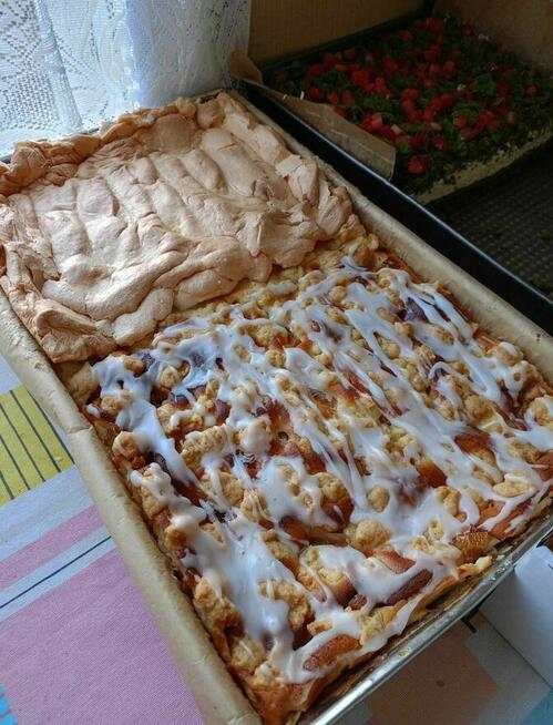 Catering, domowe ciasta , kucharze, kelnerzy.