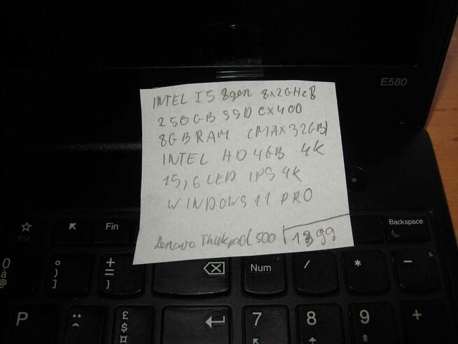 Nowy laptop Hp I7 8x2,8 SSD win11 aluminiowy rok gwarancji