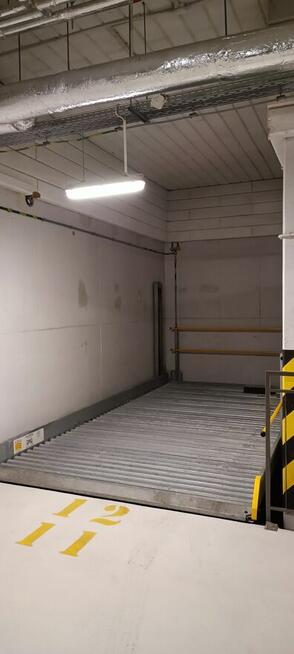 Garaż miejsce postojowe parking Wilanów Rzeczypospolitej 23