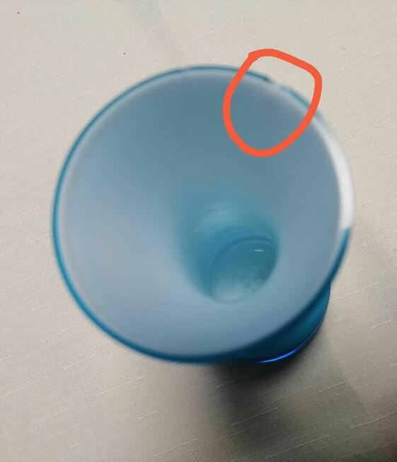 Wazon Carnaby - turkusowo - biały- ze szkła opalowego.