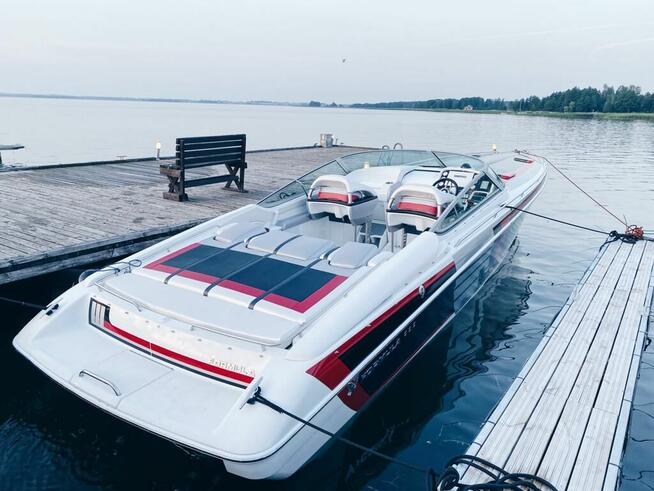 Łódź motorowa Formula 320 sportowa 840KM