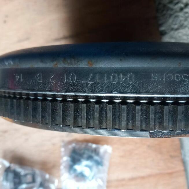 Koło dwumasowe VW Golf V