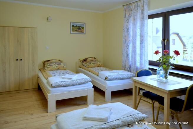 Noclegi w Dolinie Pisy, Kozioł 10A. Tanie kwatery Kolno