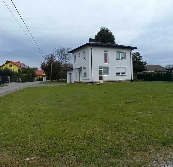 Dom jednorodzinny w Łańcucie na 10 arowej działce