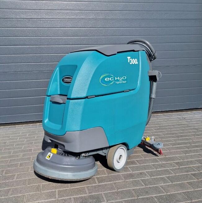 TENNANT Szorowarka Eco T 300 szorowarka używana