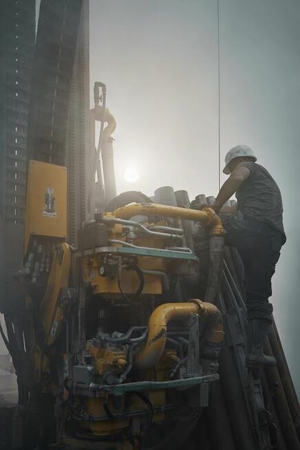 Kierowca CE + Pomocnik wiertacza, praca w Niemczech