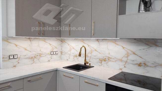 Panele szklane do kuchni i łazienki