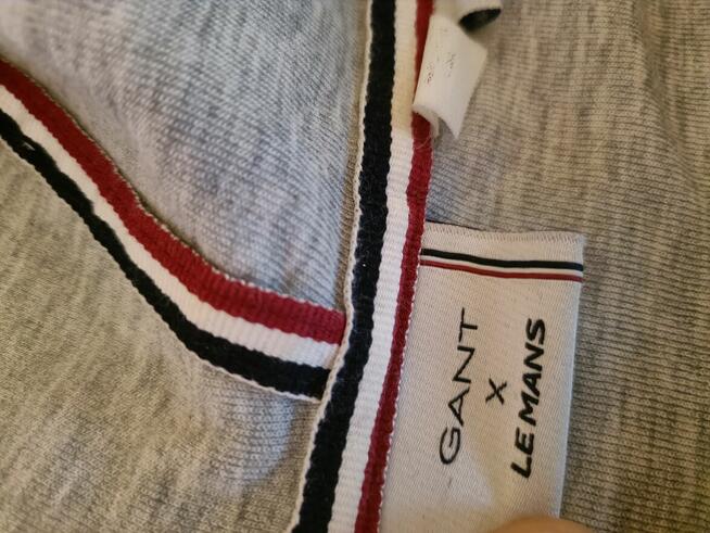 Piękna damska bluza GANT Le Mans z kapturem i zamkiem błyska