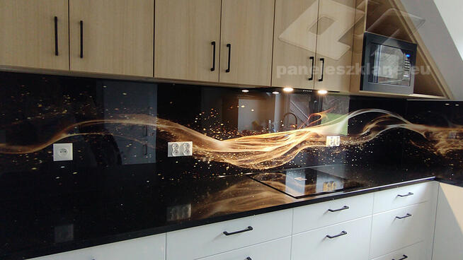 Panele szklane do kuchni i łazienki