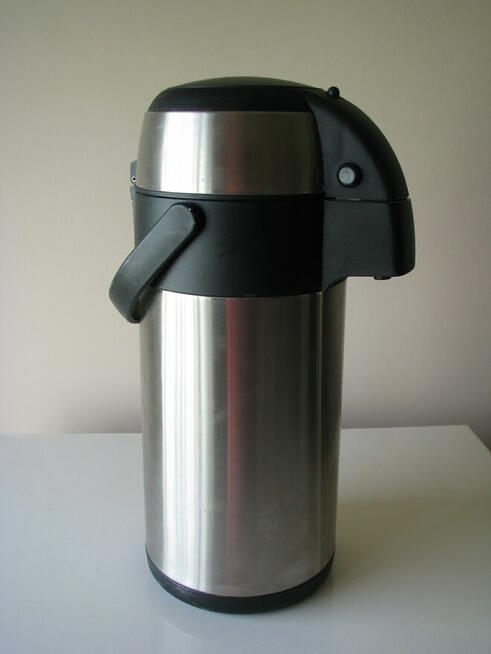 Stalowy termos z pompką 3 l