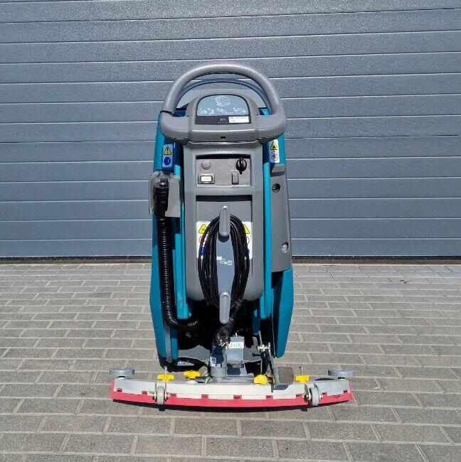 TENNANT Szorowarka T 300 szorowarka używana