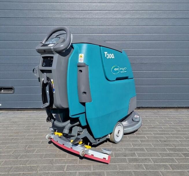 TENNANT Szorowarka Eco T 300 szorowarka używana