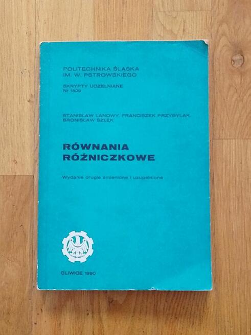 Skrypt PolŚl Równania różniczkowe S.Lanowy, F.Przybylak...