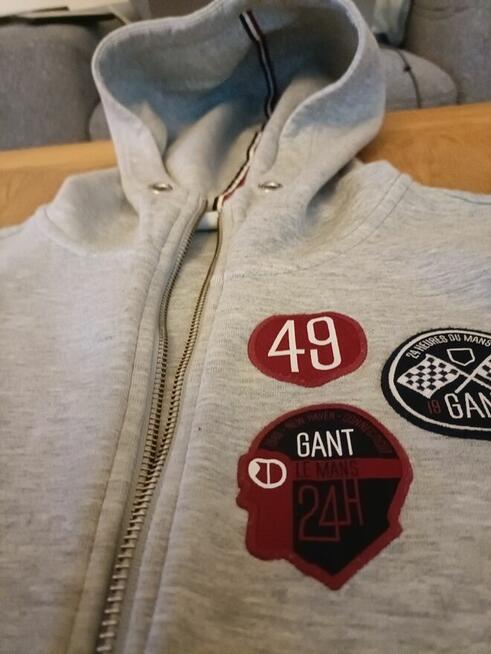 Piękna damska bluza GANT Le Mans z kapturem i zamkiem błyska