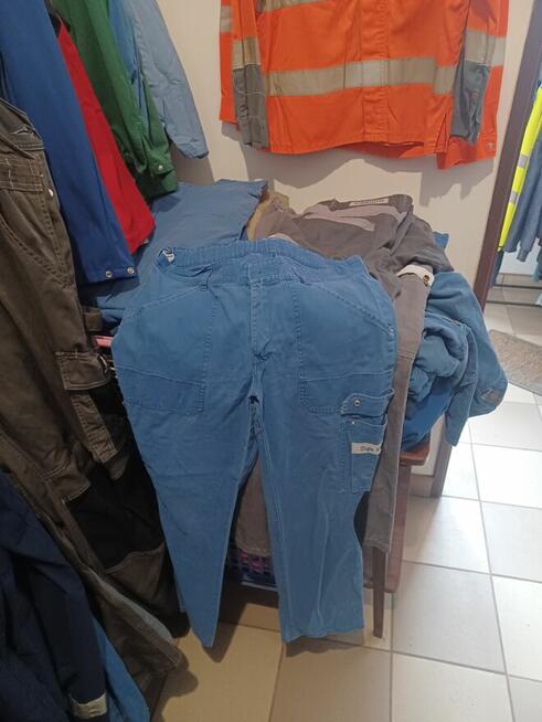 Spodnie robocze używane