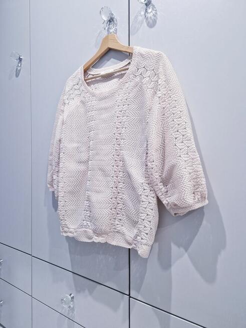 Ażurkowa bluzeczka Reserved