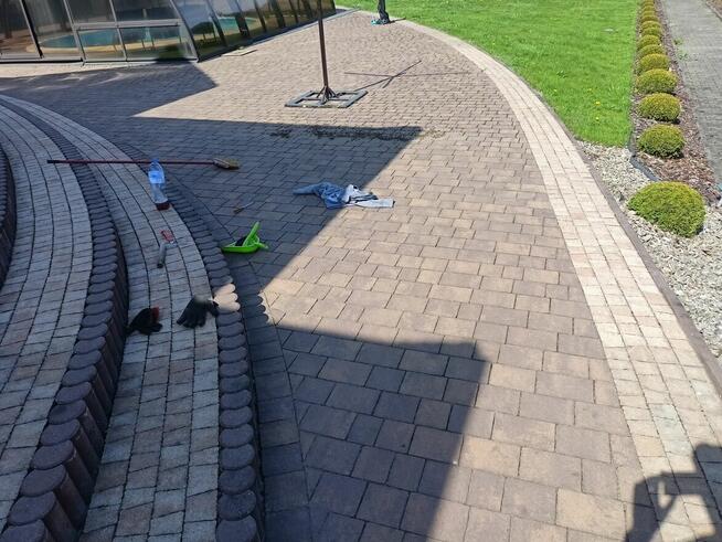 Czyszczenie kostki ręczne