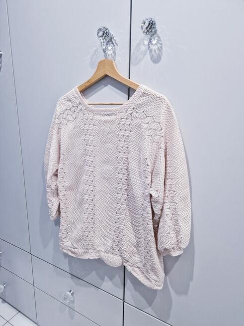 Ażurkowa bluzeczka Reserved